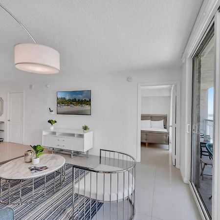 Luxurious Private Unit With Parking Apartment Miami Ngoại thất bức ảnh