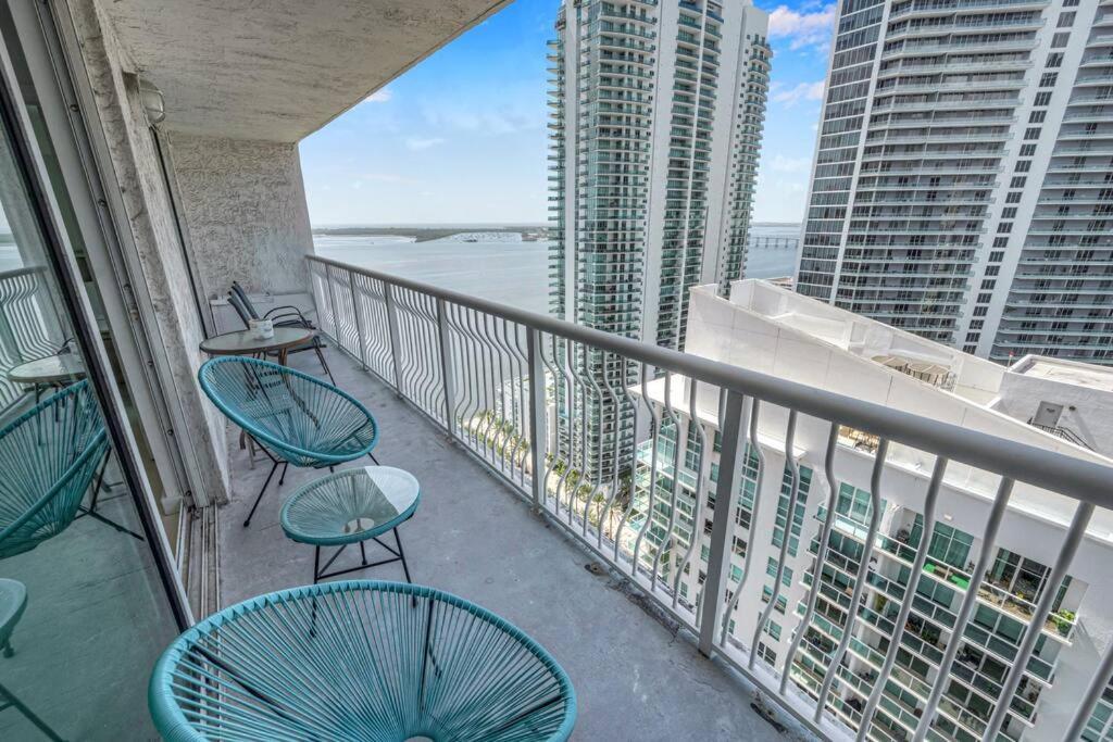 Luxurious Private Unit With Parking Apartment Miami Ngoại thất bức ảnh