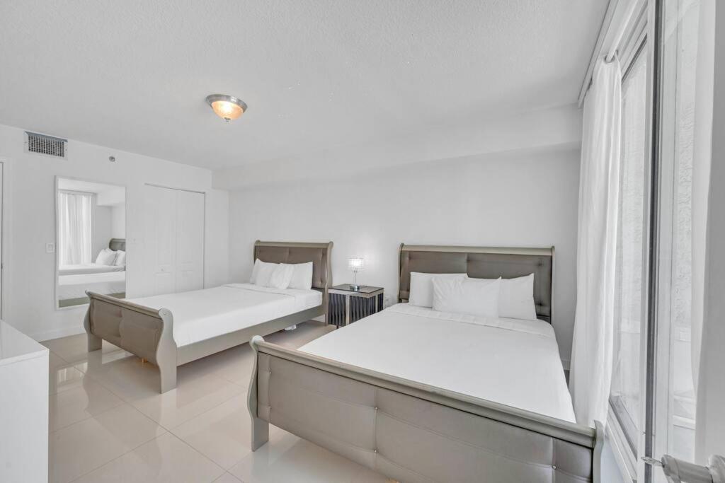 Luxurious Private Unit With Parking Apartment Miami Ngoại thất bức ảnh