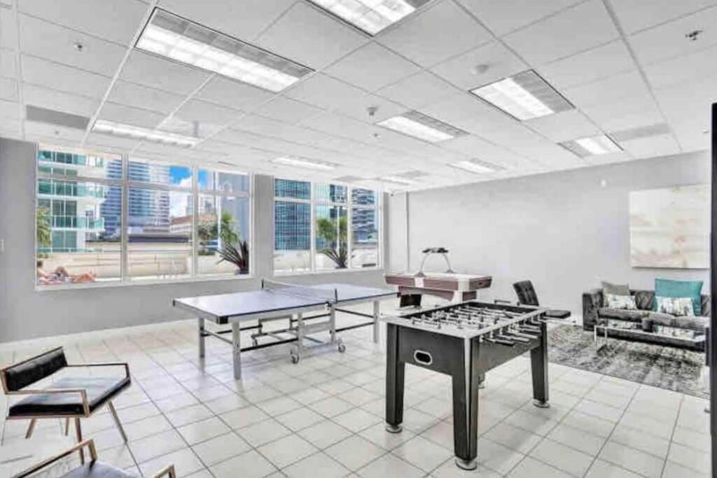 Luxurious Private Unit With Parking Apartment Miami Ngoại thất bức ảnh