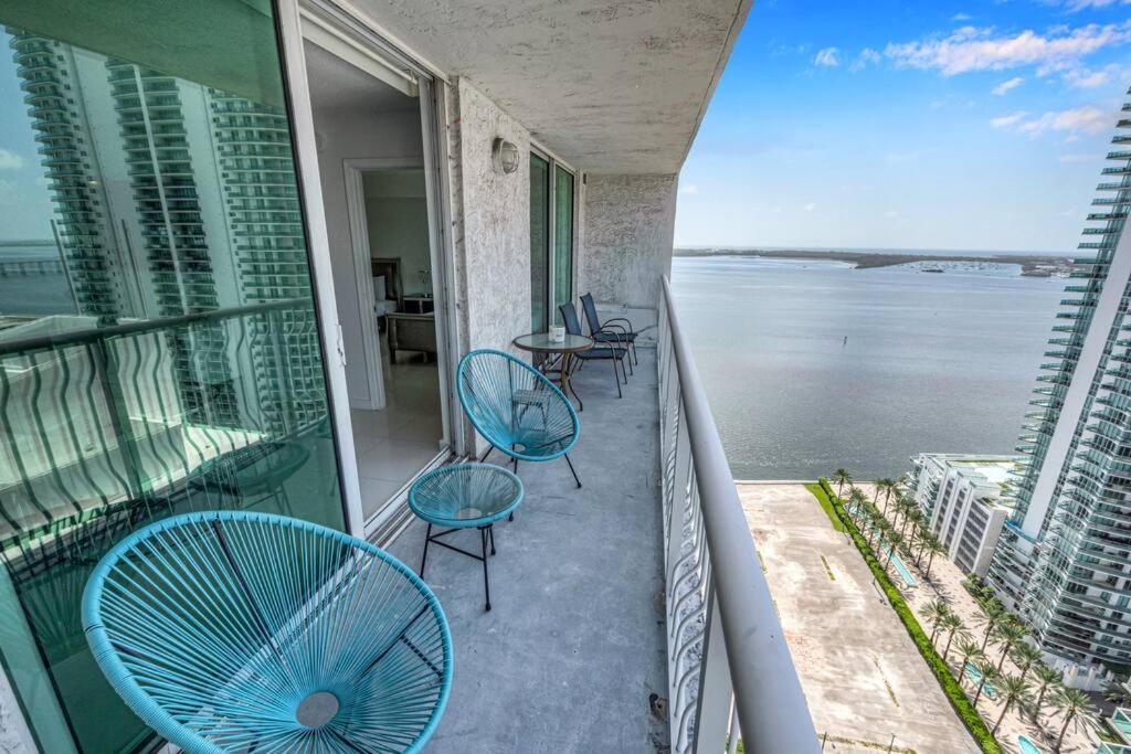 Luxurious Private Unit With Parking Apartment Miami Ngoại thất bức ảnh